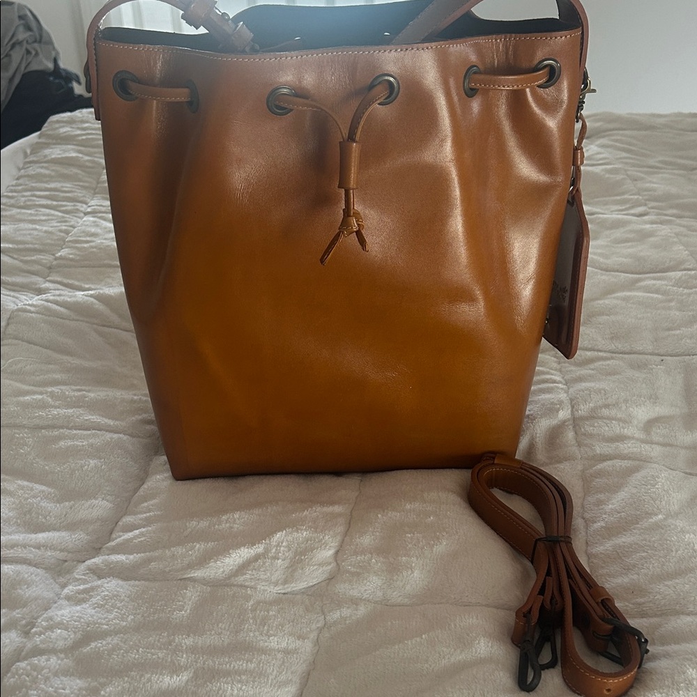 Brand new Miles & Louie purse